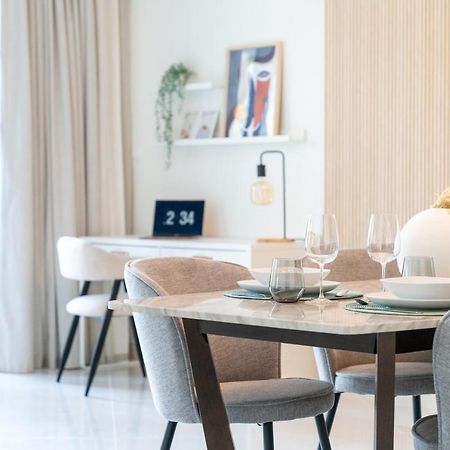 Higuests - Elegant Apt With Terrace Minutes From Burj Khalifa Dubai Esterno foto