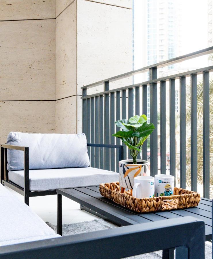 Higuests - Elegant Apt With Terrace Minutes From Burj Khalifa Dubai Esterno foto