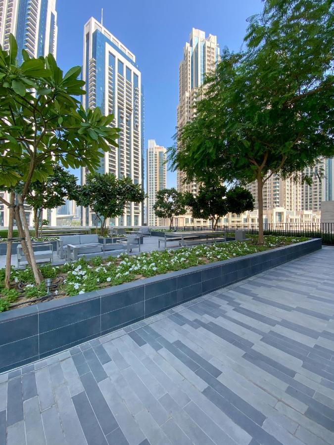 Higuests - Elegant Apt With Terrace Minutes From Burj Khalifa Dubai Esterno foto