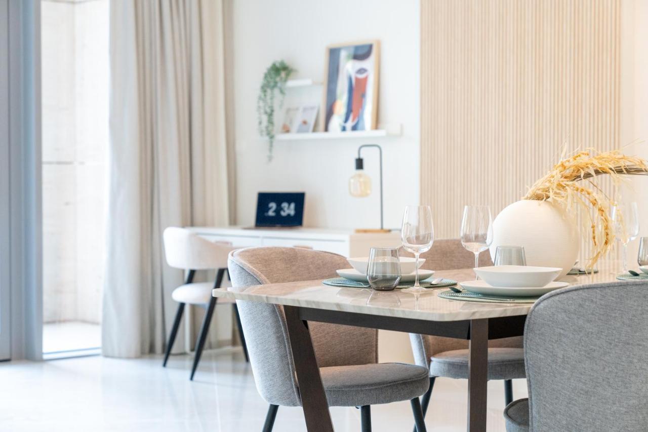 Higuests - Elegant Apt With Terrace Minutes From Burj Khalifa Dubai Esterno foto